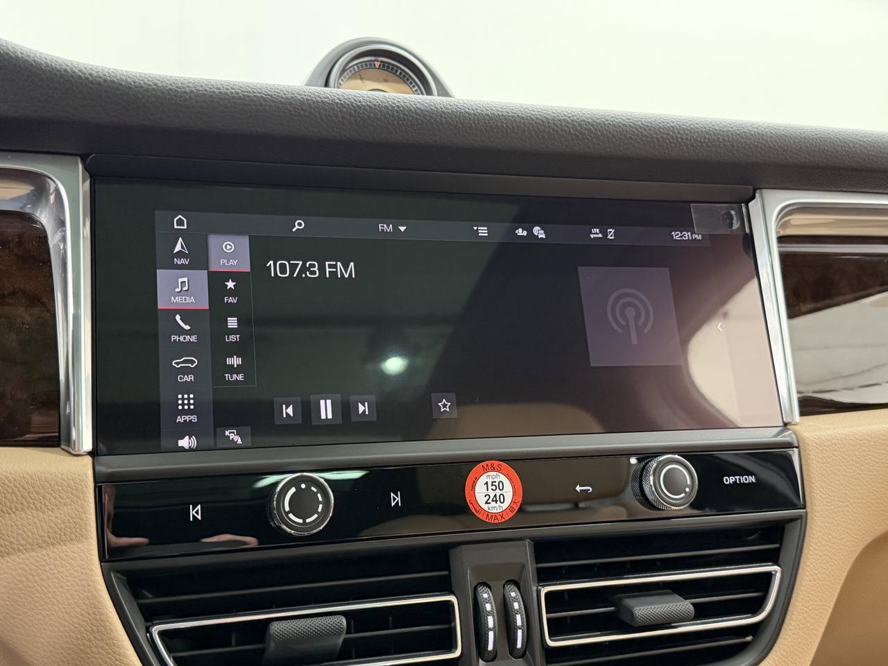 2026 Porsche Macan Newark DE