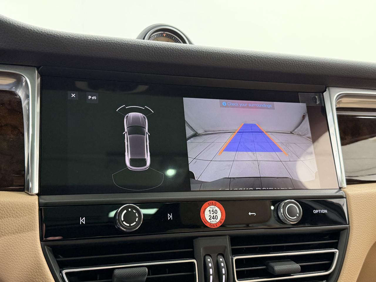 2026 Porsche Macan Newark DE