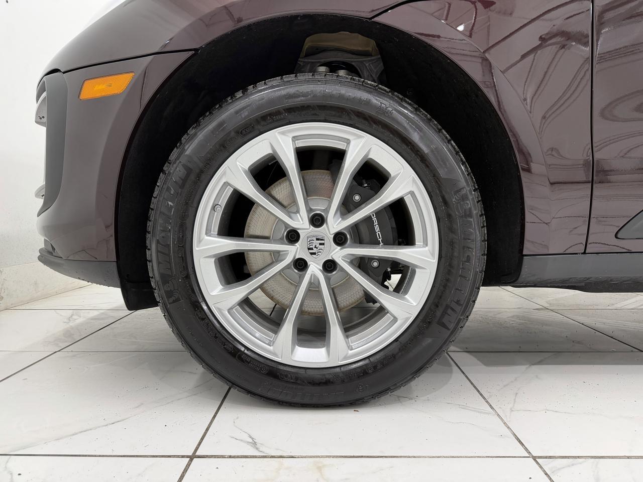 2026 Porsche Macan Newark DE