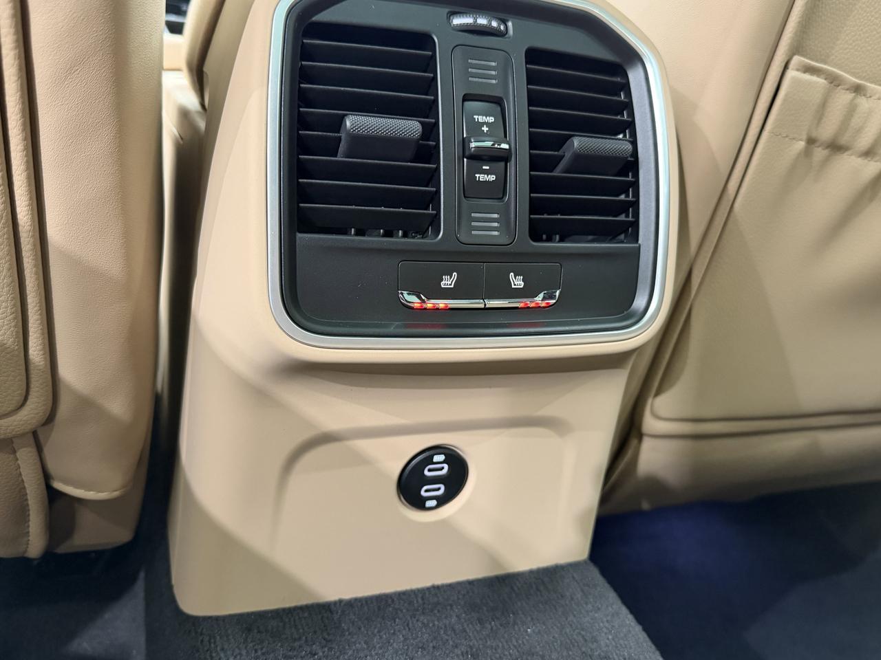 2026 Porsche Macan Newark DE