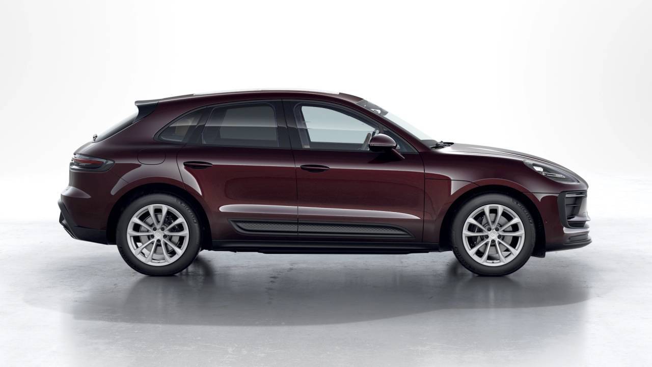 2026 Porsche Macan Newark DE