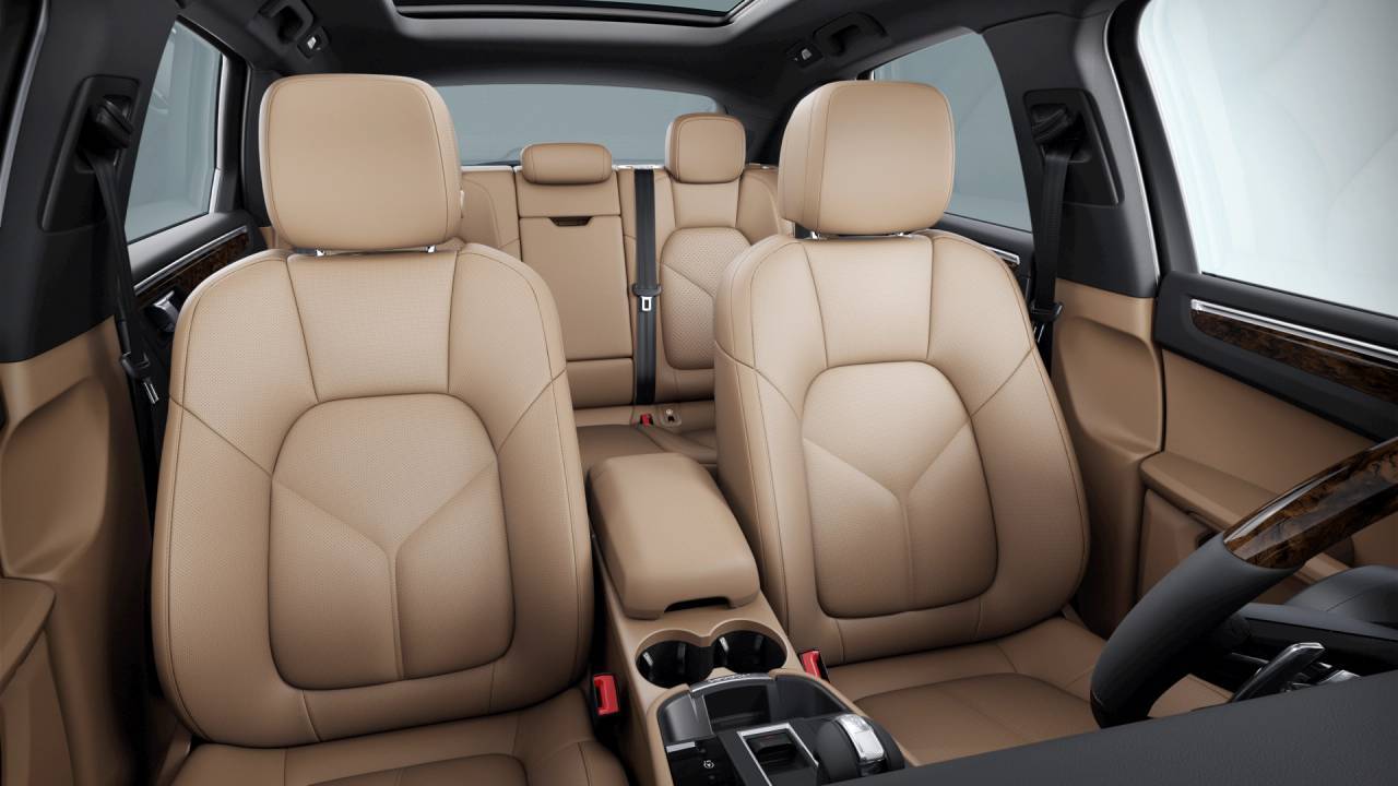 2026 Porsche Macan Newark DE