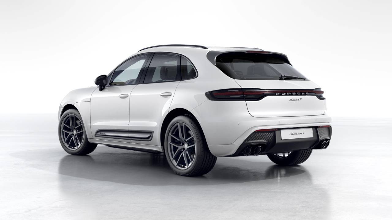 2026 Porsche Macan Newark DE