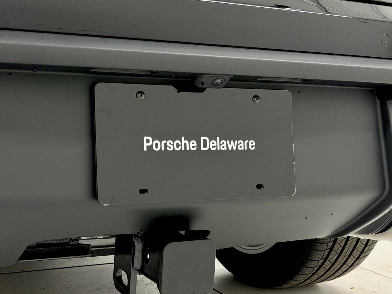 2026 Porsche Macan Newark DE