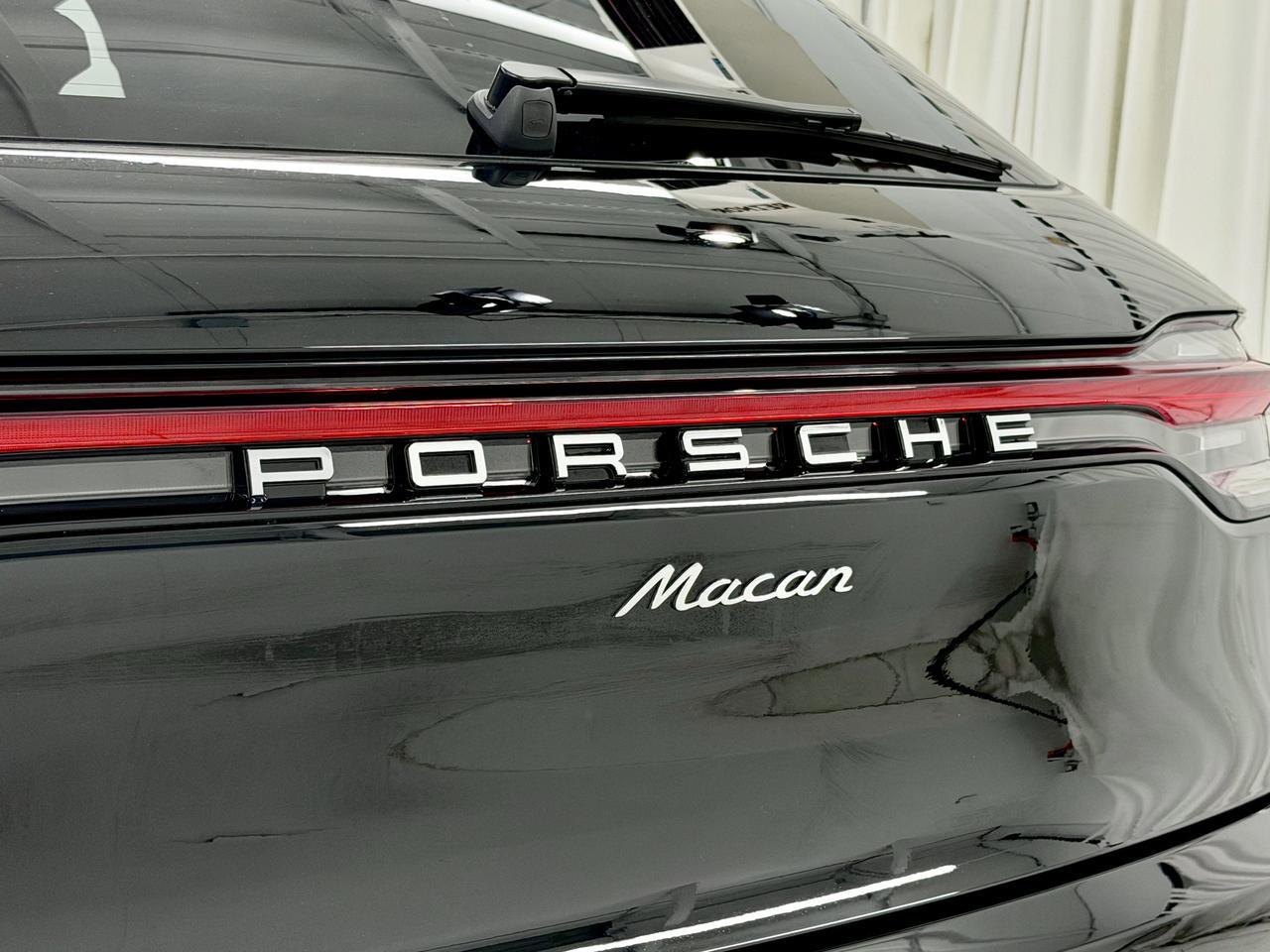 2026 Porsche Macan Newark DE