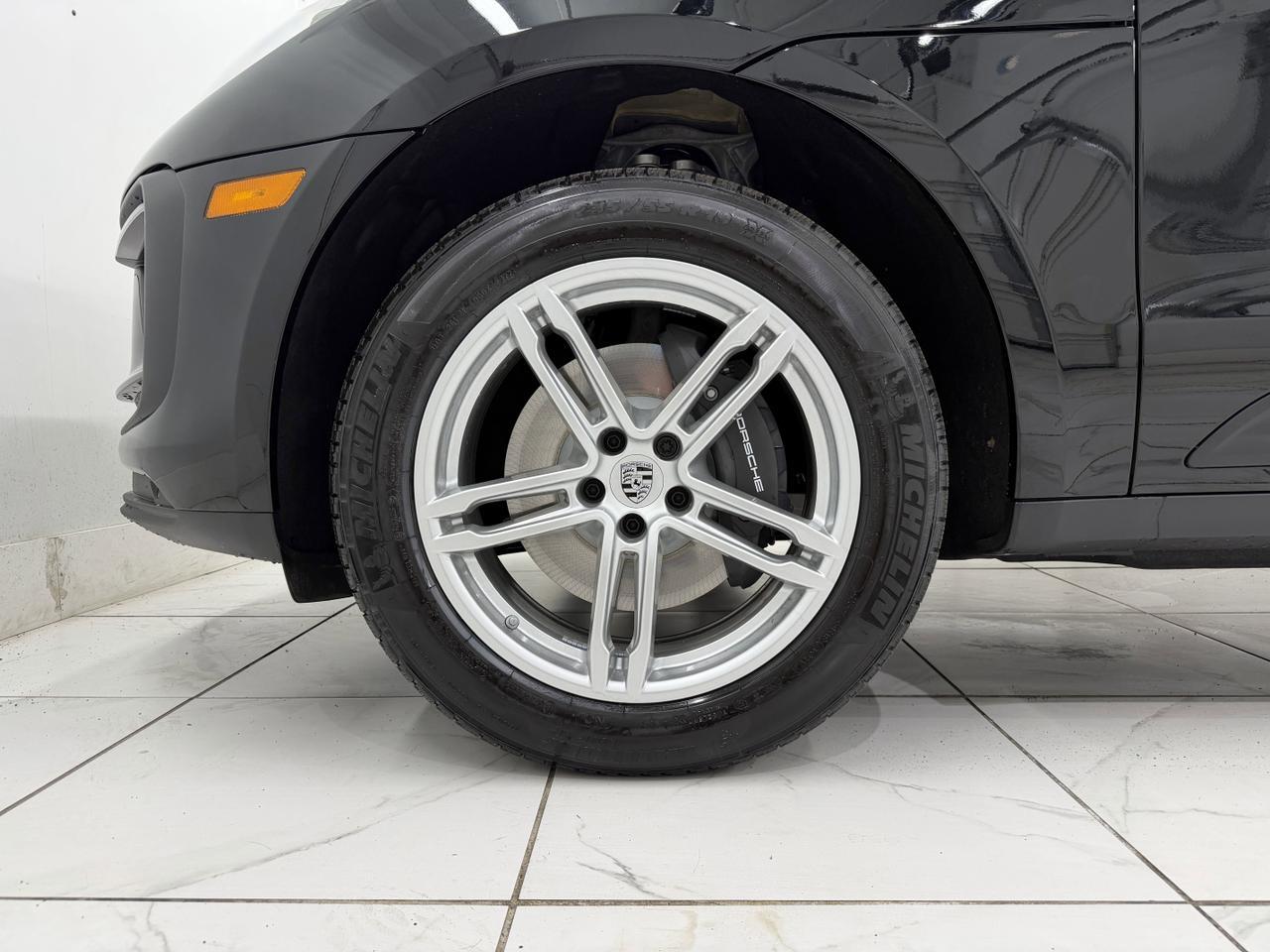 2026 Porsche Macan Newark DE