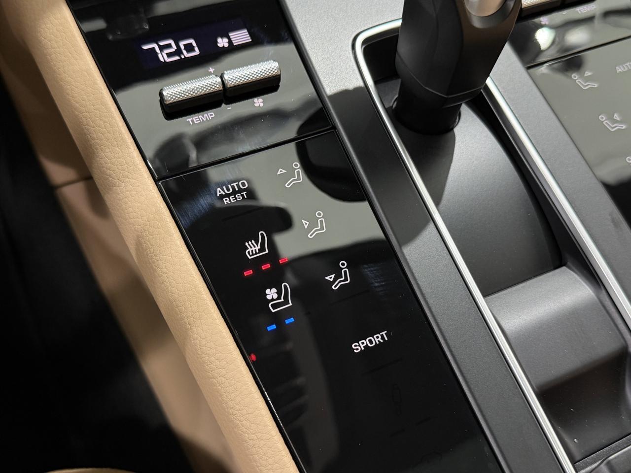 2026 Porsche Macan Newark DE