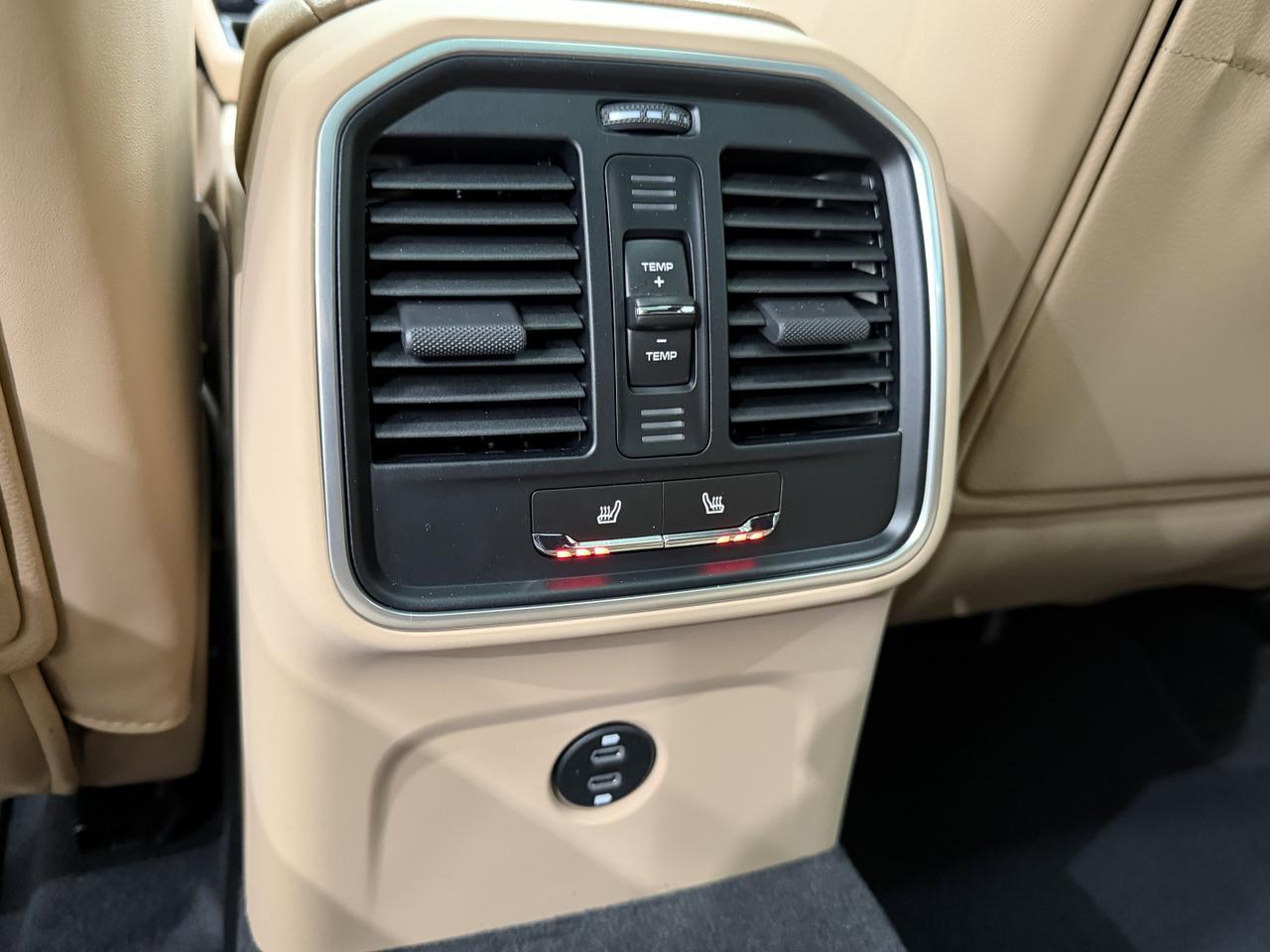 2026 Porsche Macan Newark DE