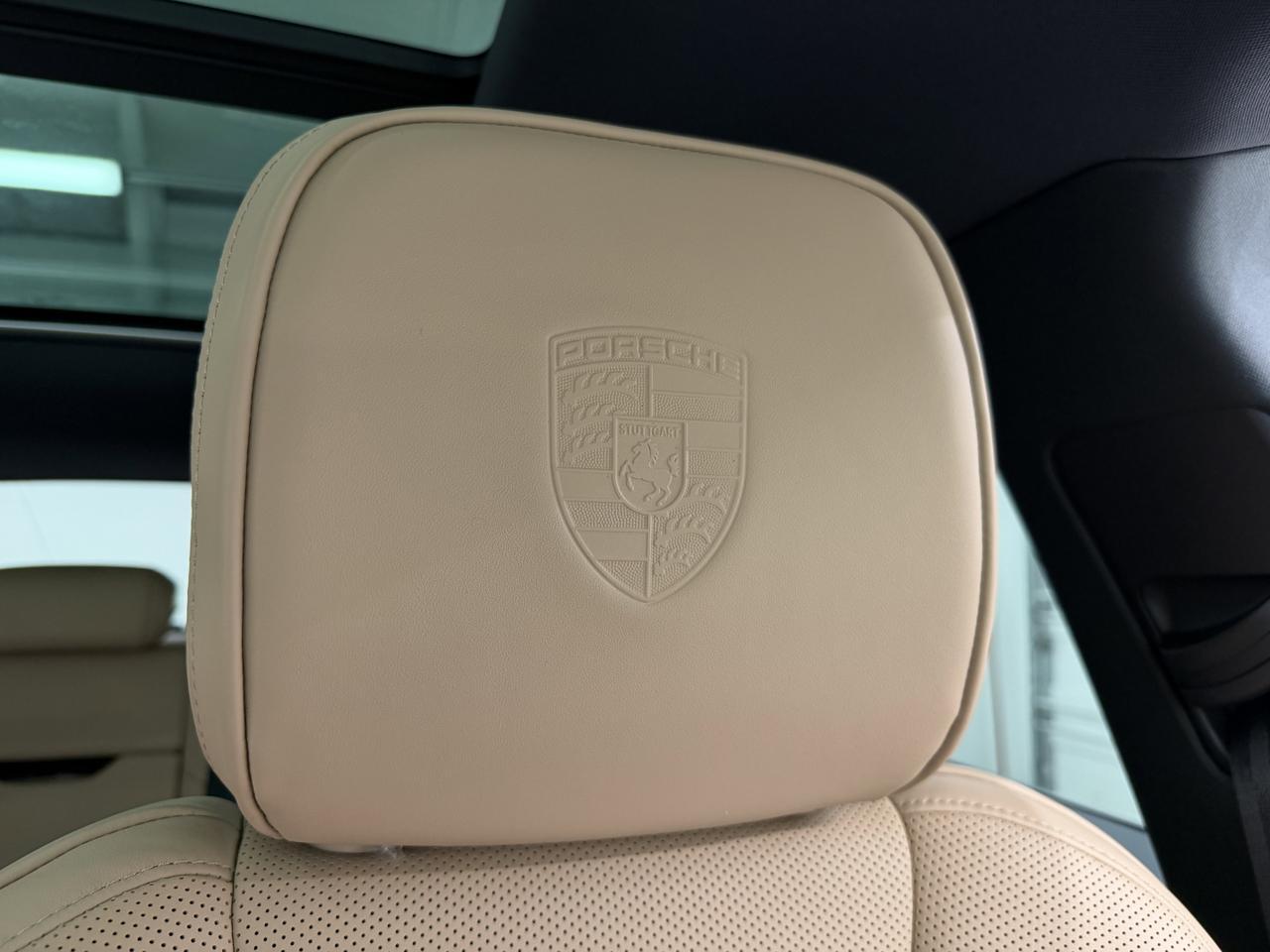 2026 Porsche Macan Newark DE