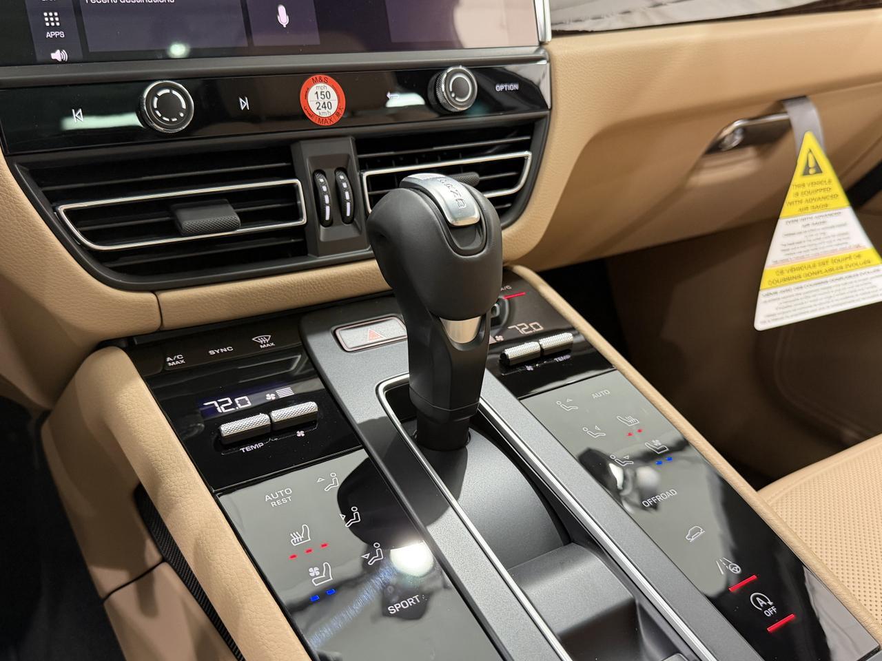 2026 Porsche Macan Newark DE