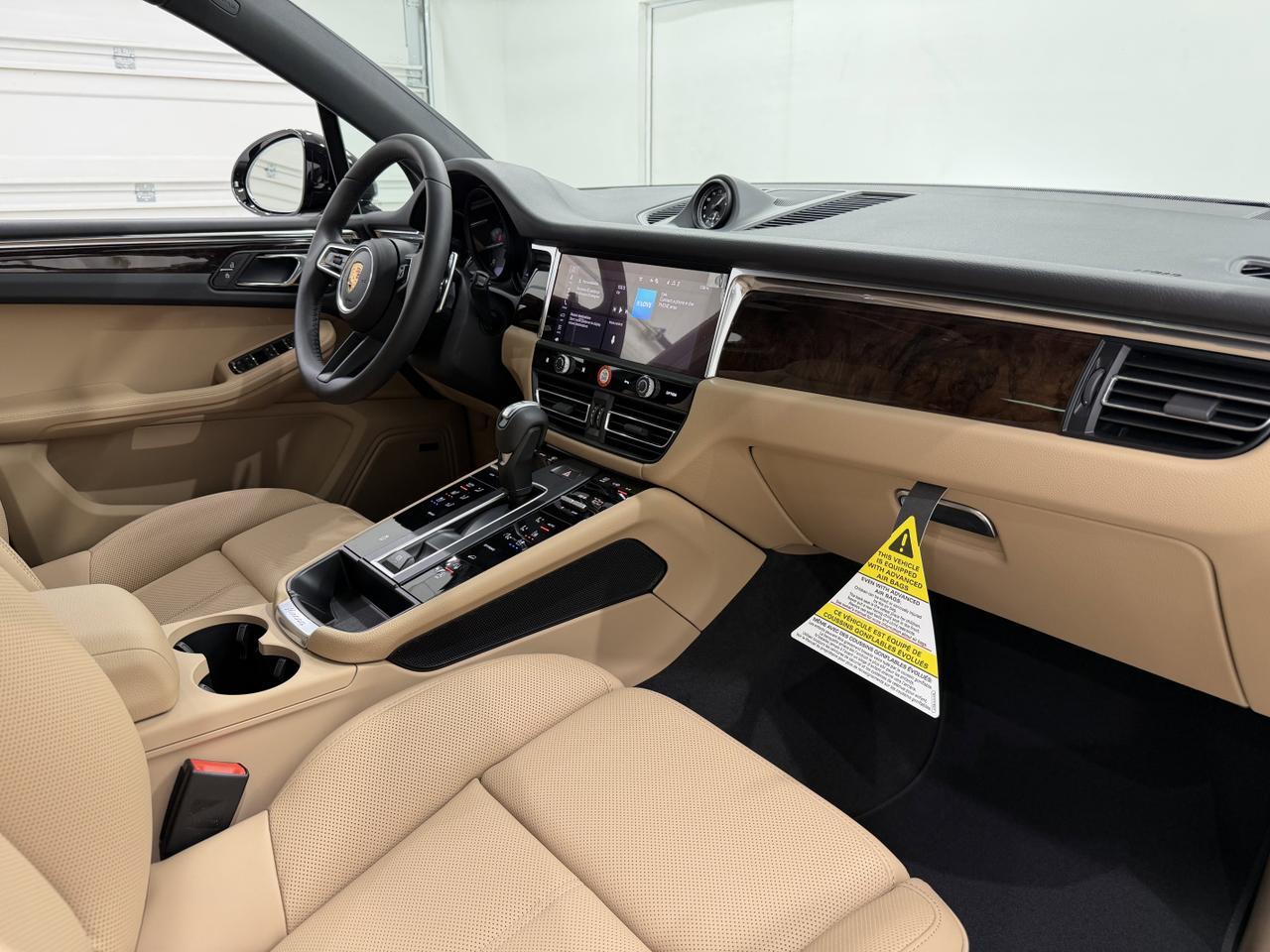 2026 Porsche Macan Newark DE