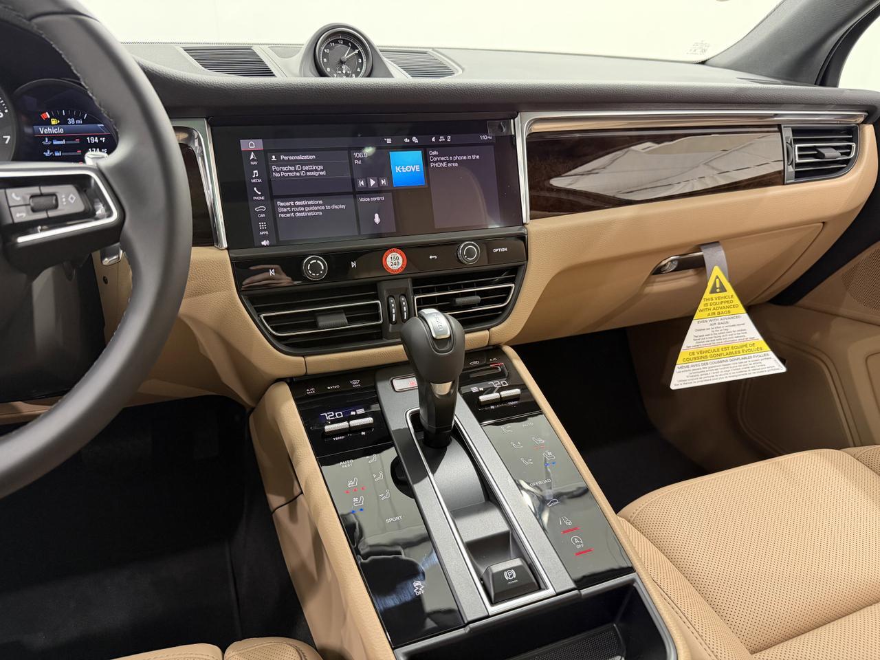 2026 Porsche Macan Newark DE