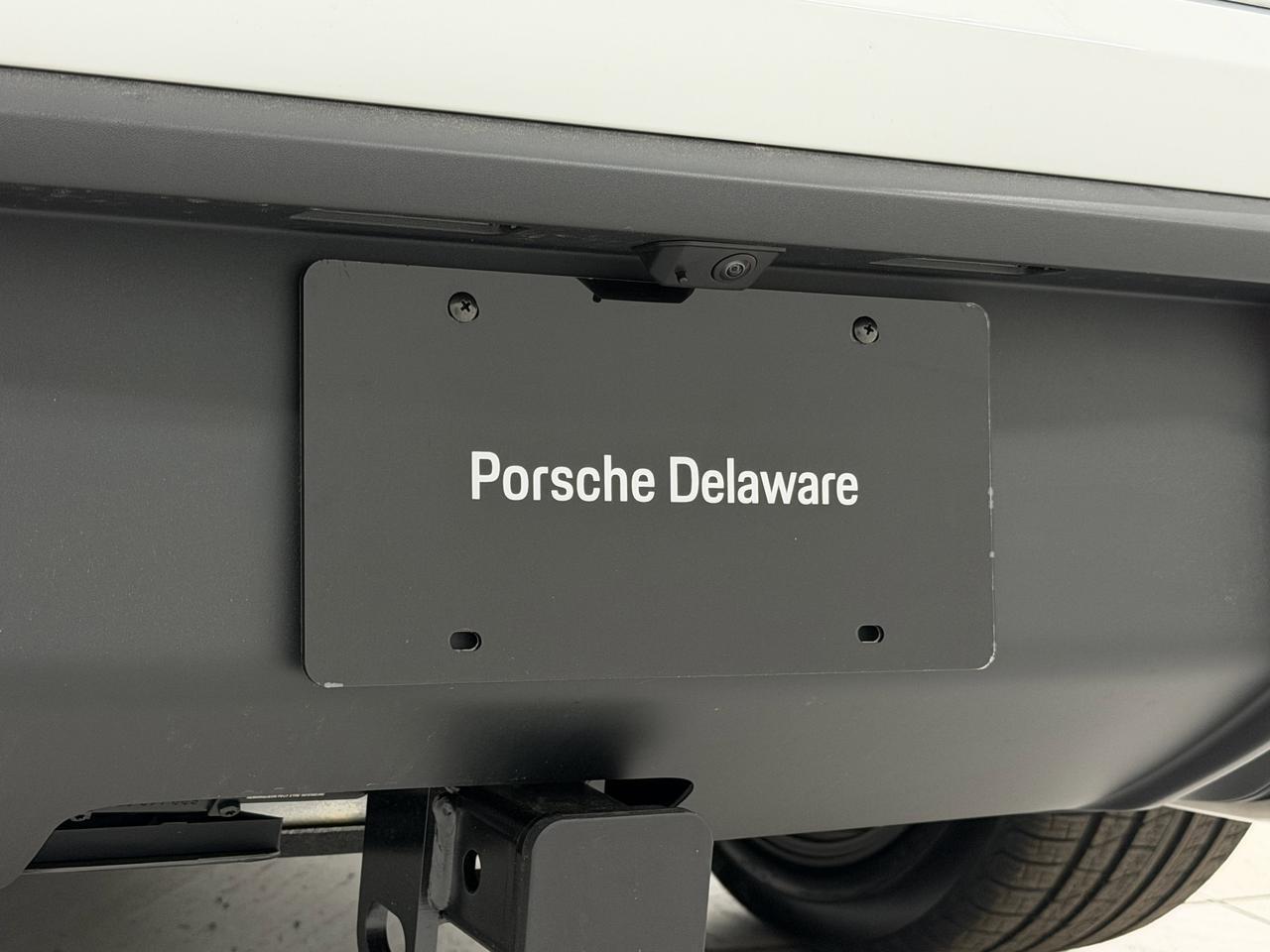 2026 Porsche Macan Newark DE