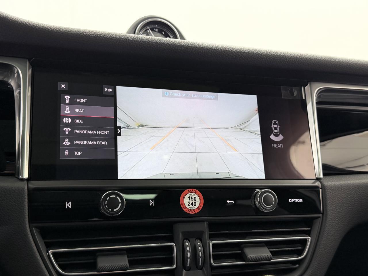 2026 Porsche Macan Newark DE