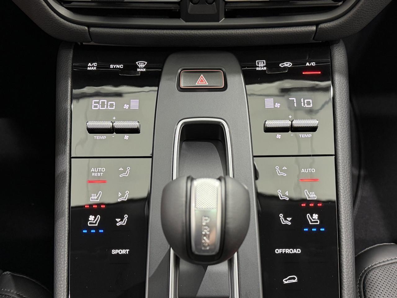 2026 Porsche Macan Newark DE