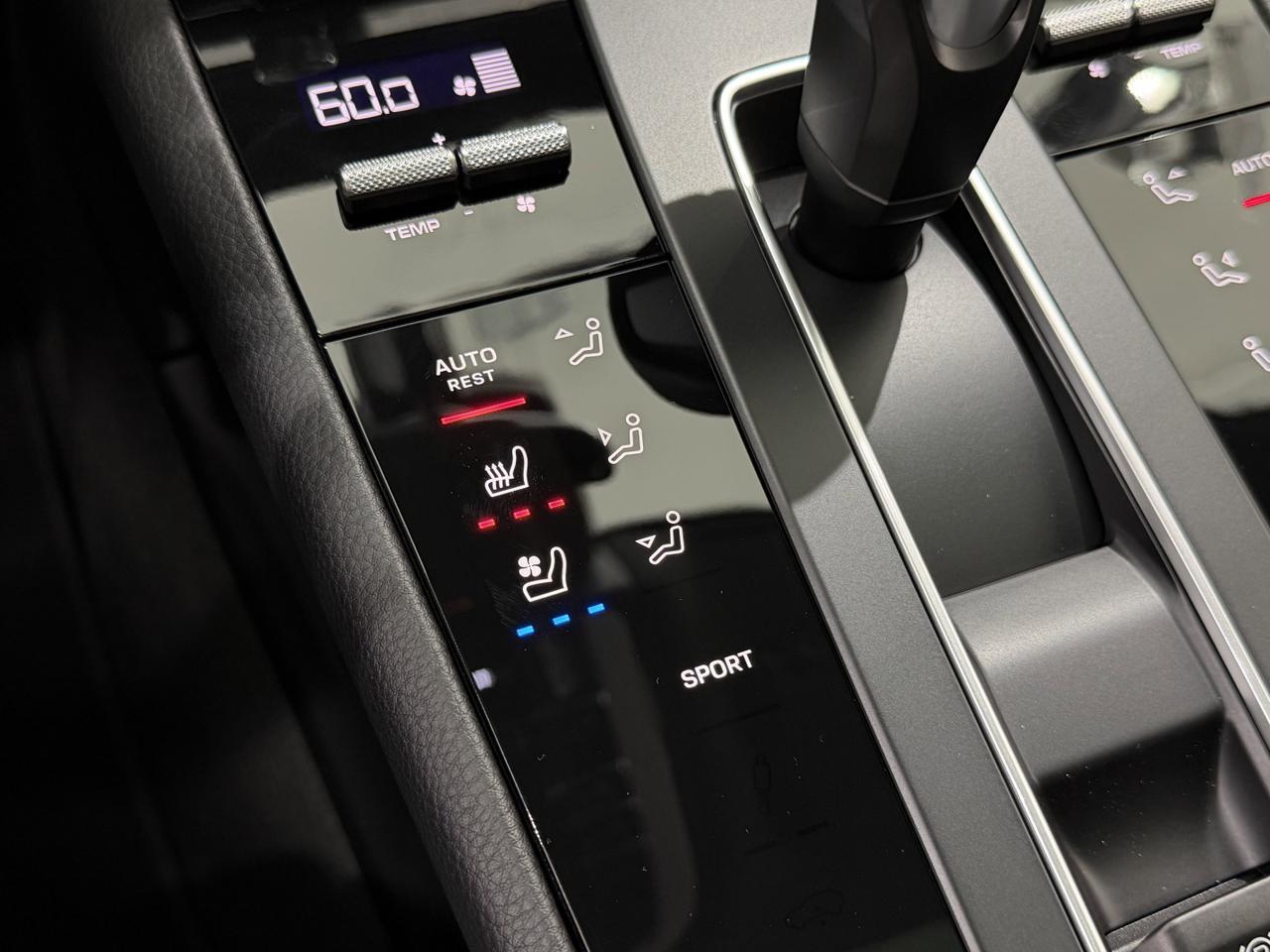 2026 Porsche Macan Newark DE