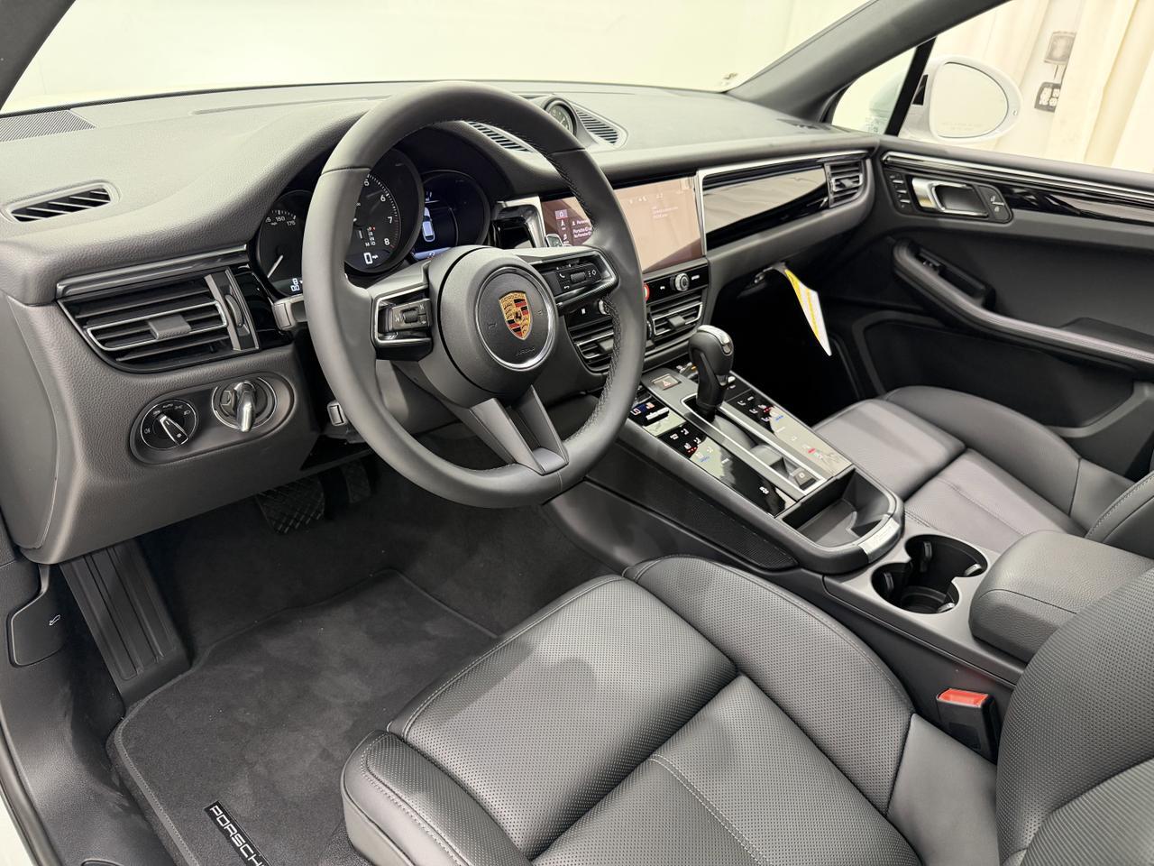 2026 Porsche Macan Newark DE