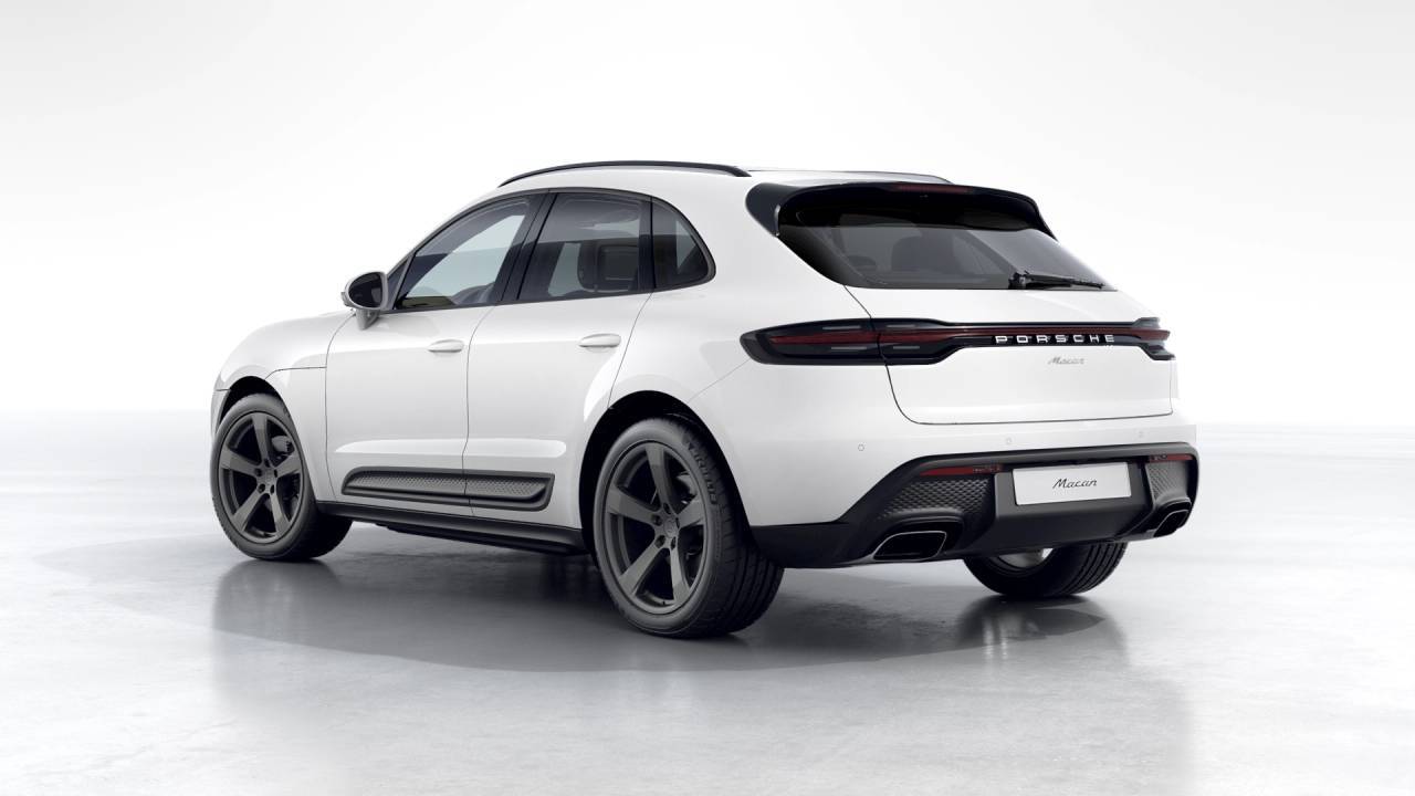 2026 Porsche Macan Newark DE