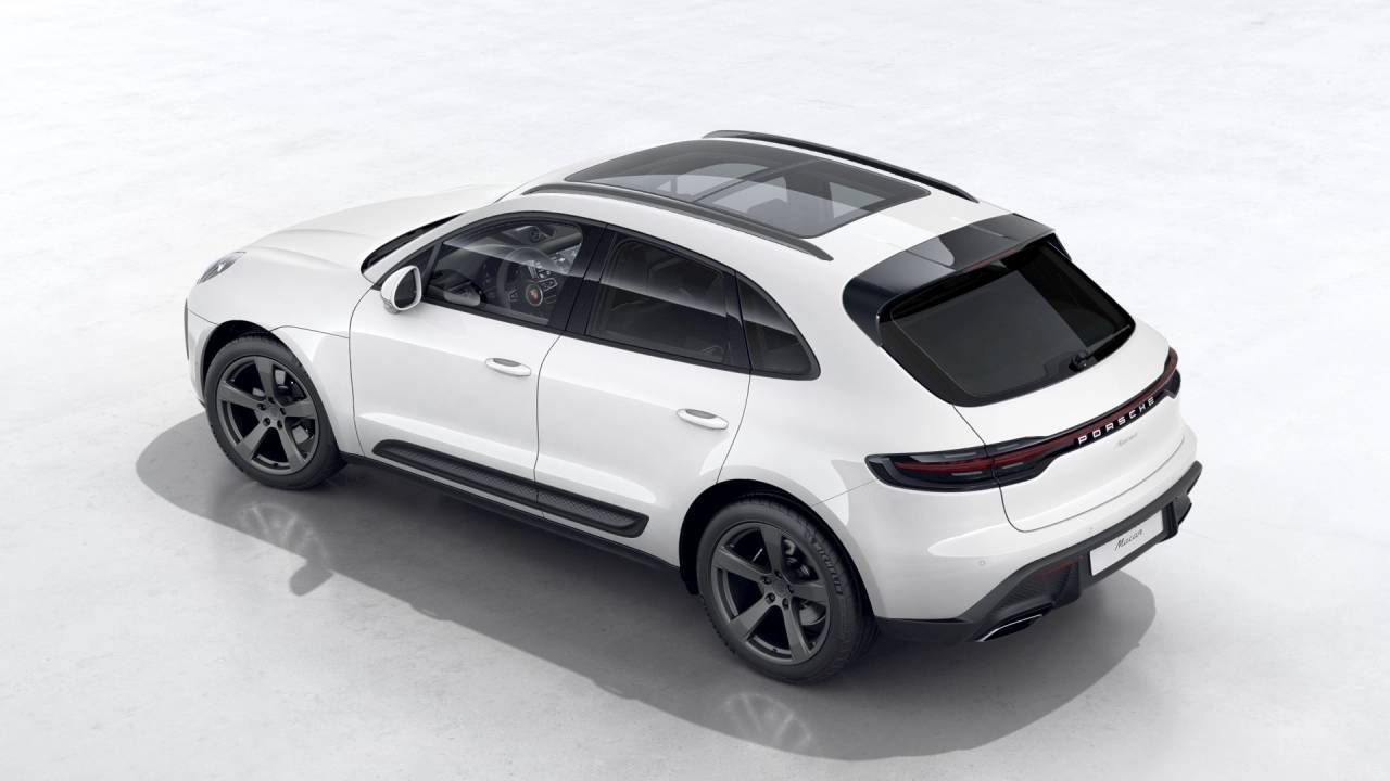 2026 Porsche Macan Newark DE