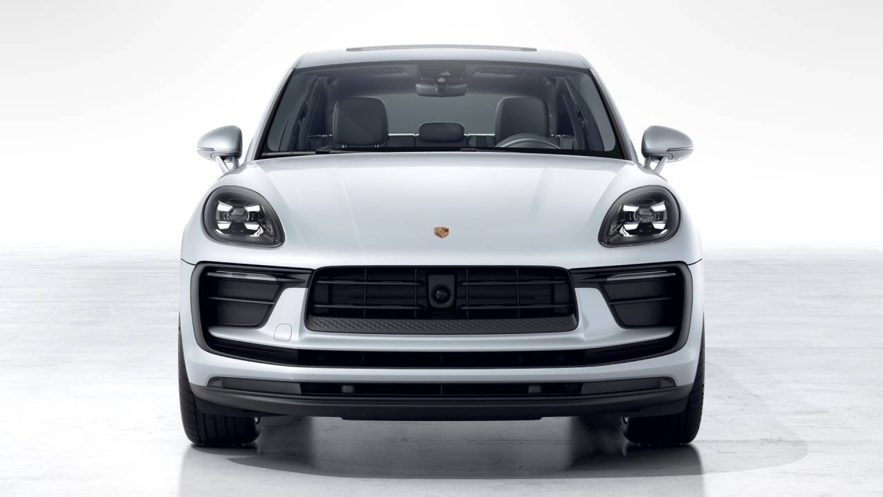 2026 Porsche Macan Newark DE