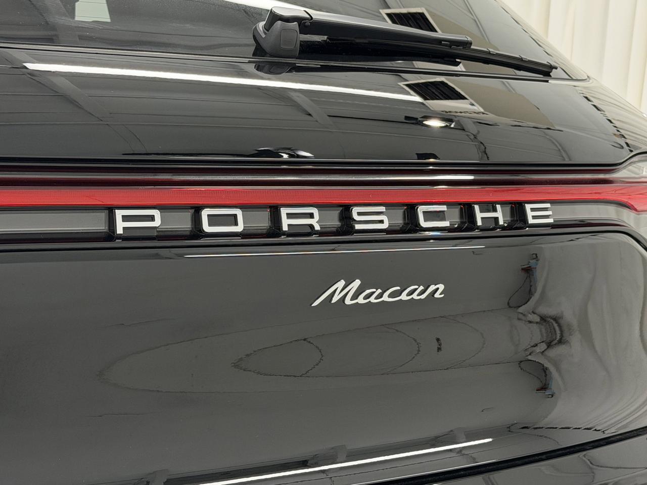 2026 Porsche Macan Newark DE