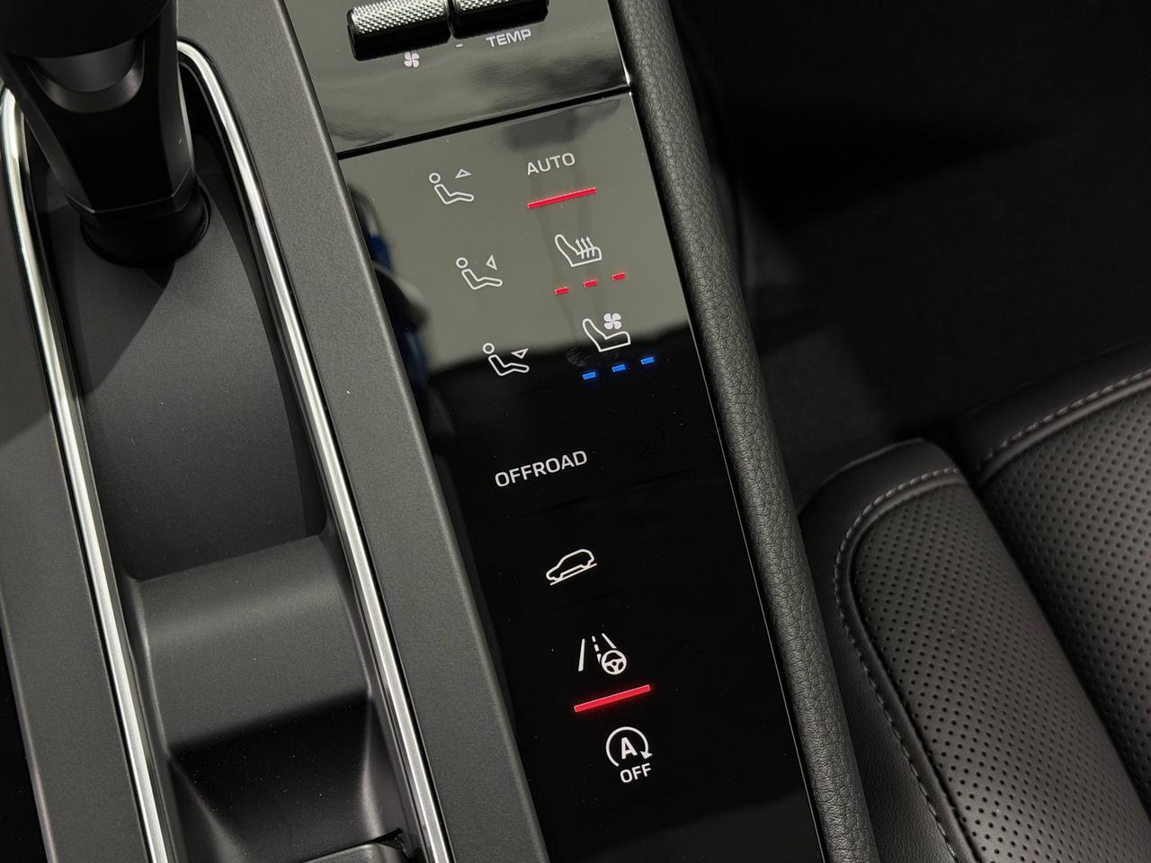 2026 Porsche Macan Newark DE