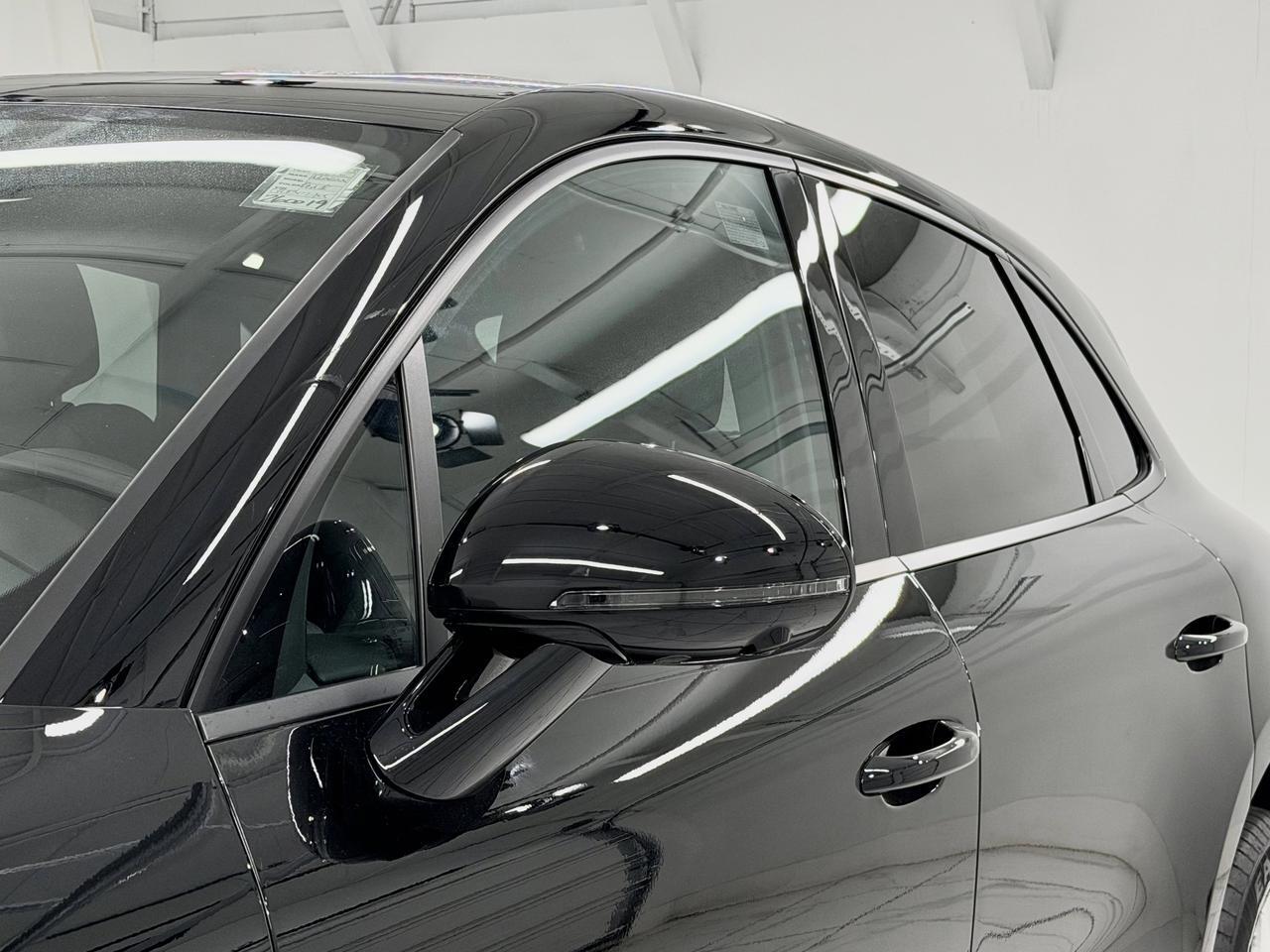 2026 Porsche Macan Newark DE