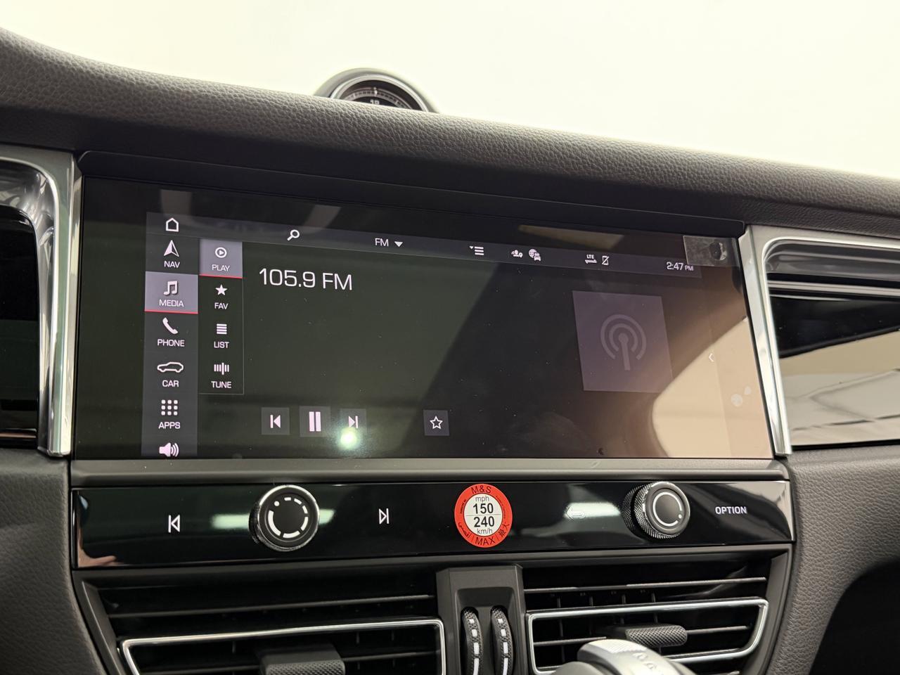 2026 Porsche Macan Newark DE