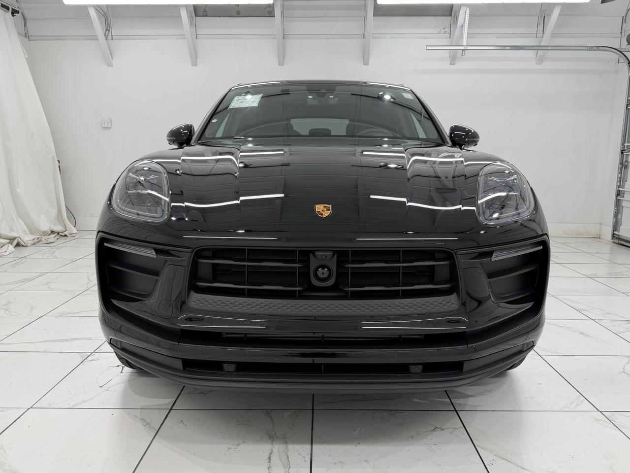 2026 Porsche Macan Newark DE