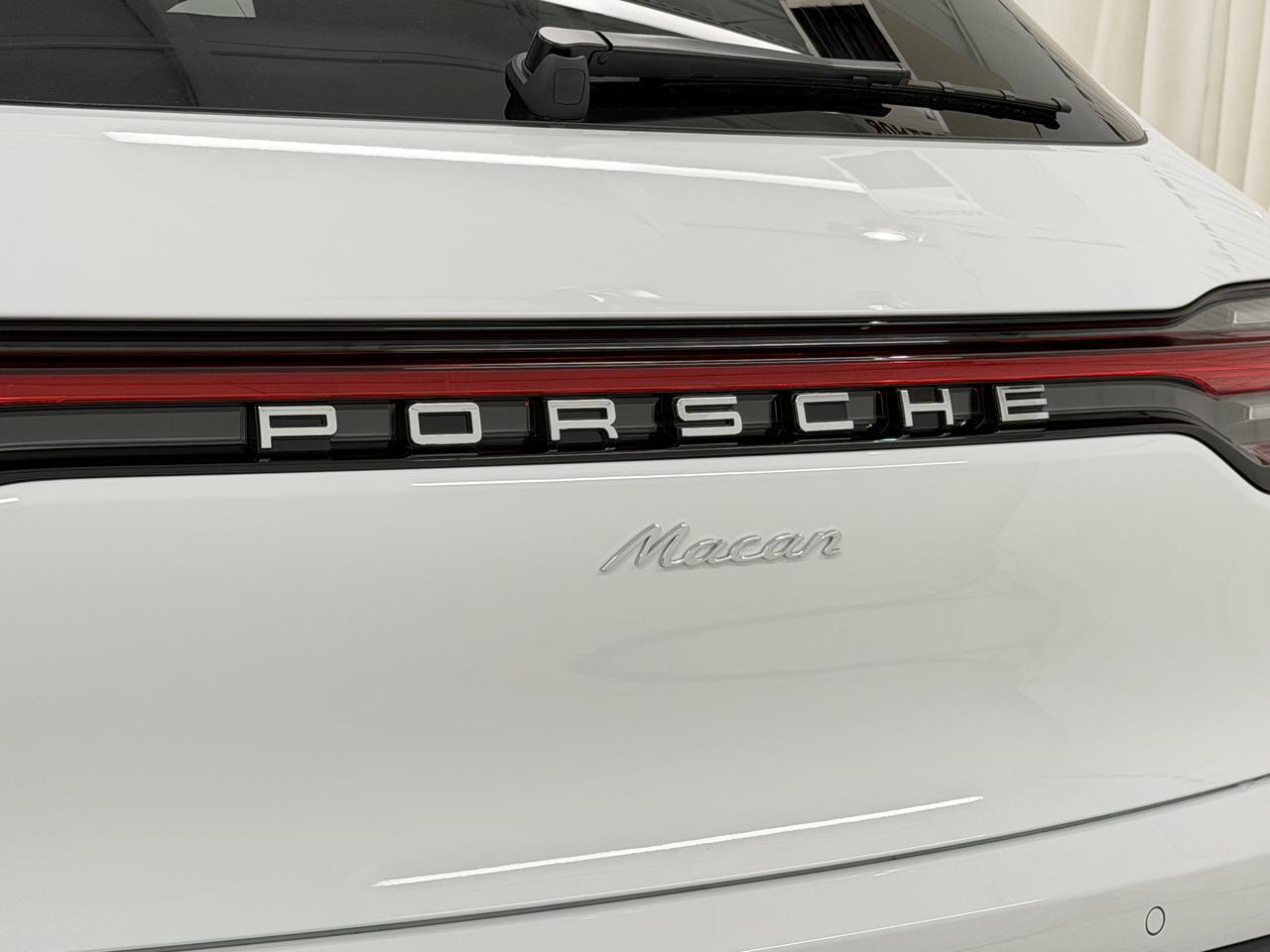 2026 Porsche Macan Newark DE
