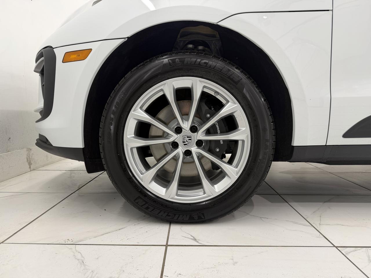 2026 Porsche Macan Newark DE