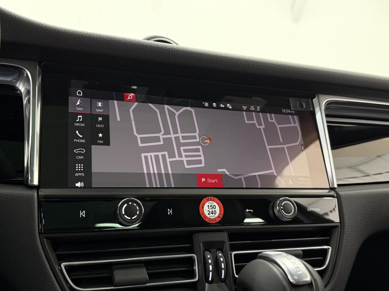 2026 Porsche Macan Newark DE