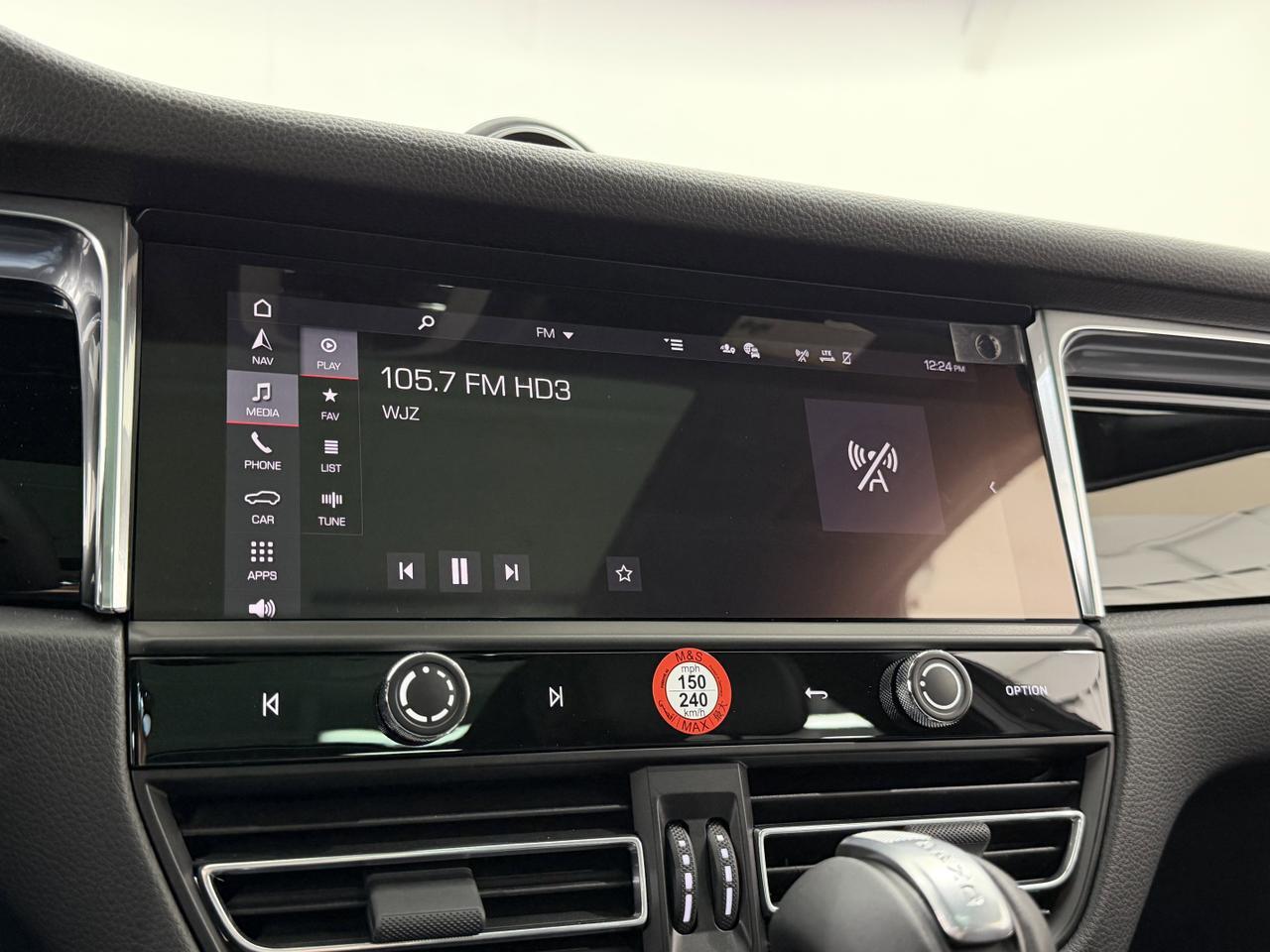 2026 Porsche Macan Newark DE