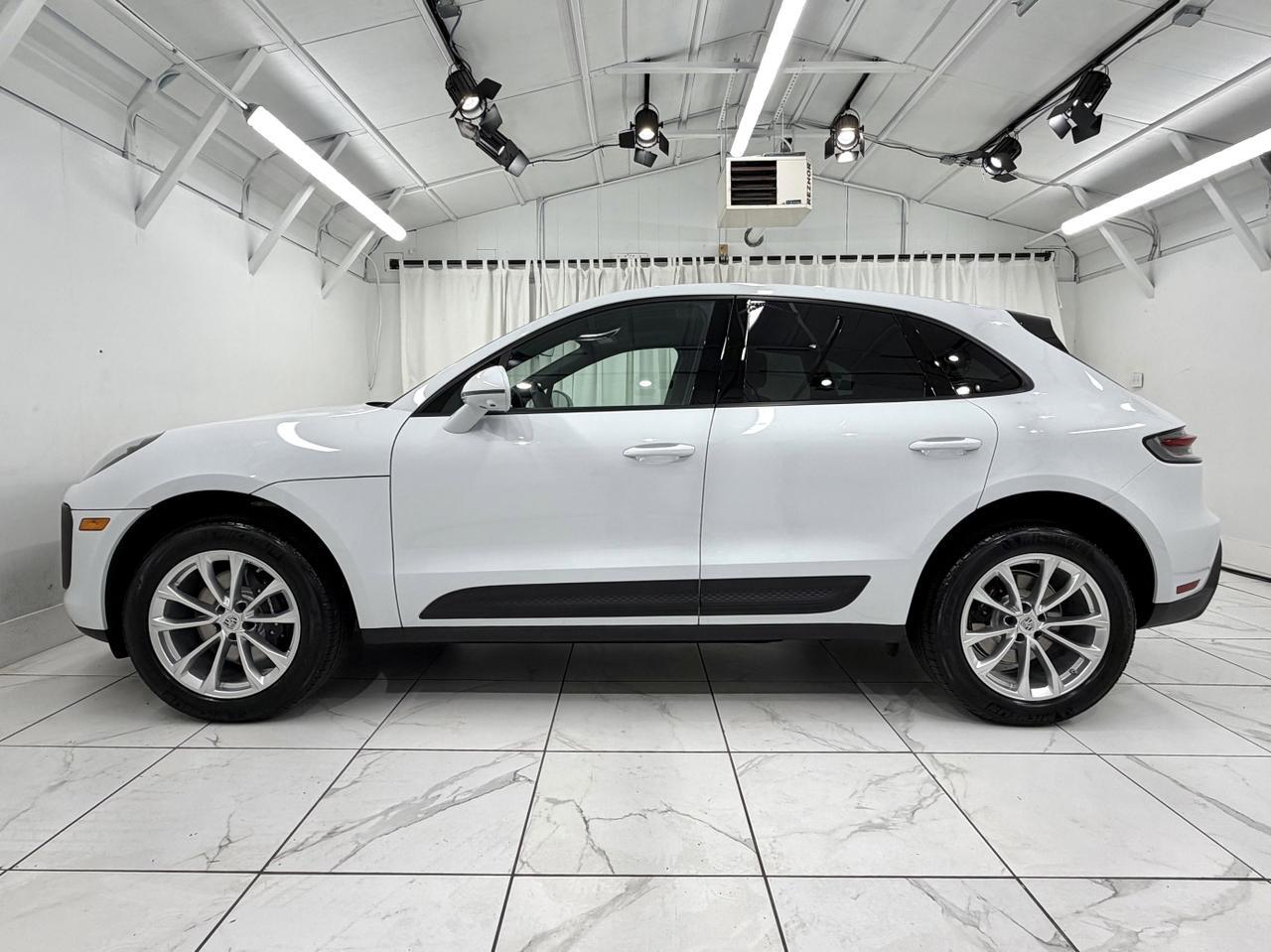 2026 Porsche Macan Newark DE