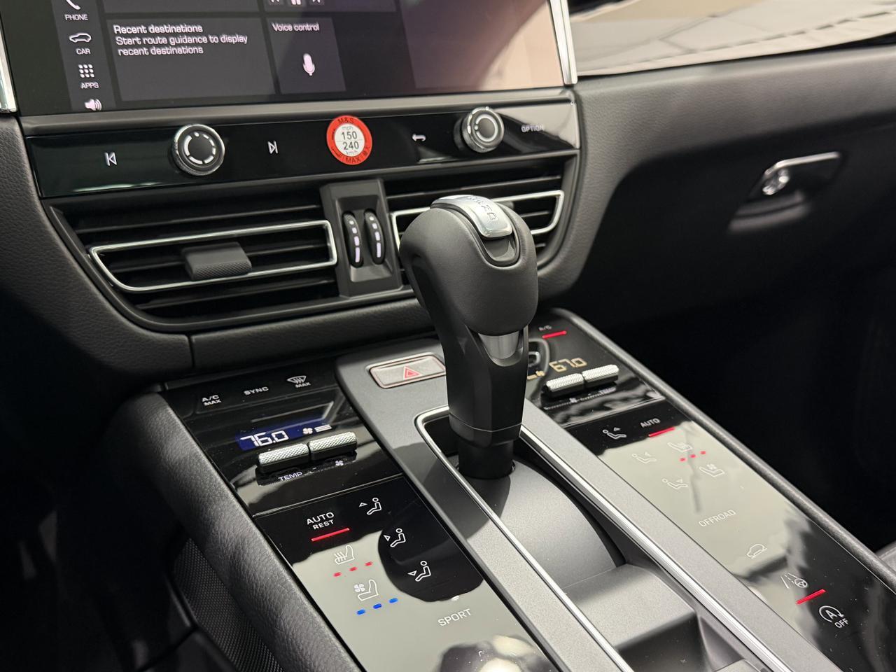 2026 Porsche Macan Newark DE