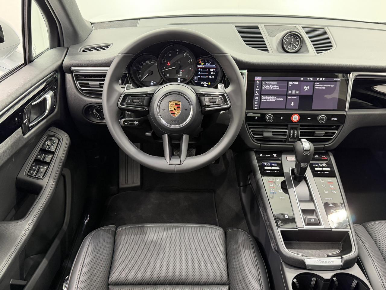 2026 Porsche Macan Newark DE