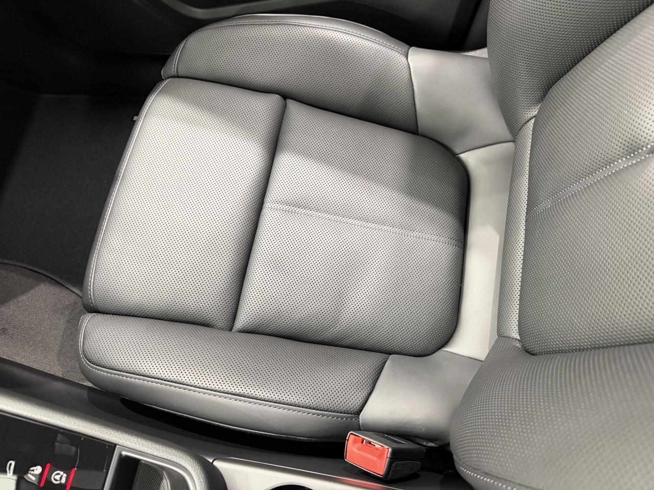 2026 Porsche Macan Newark DE