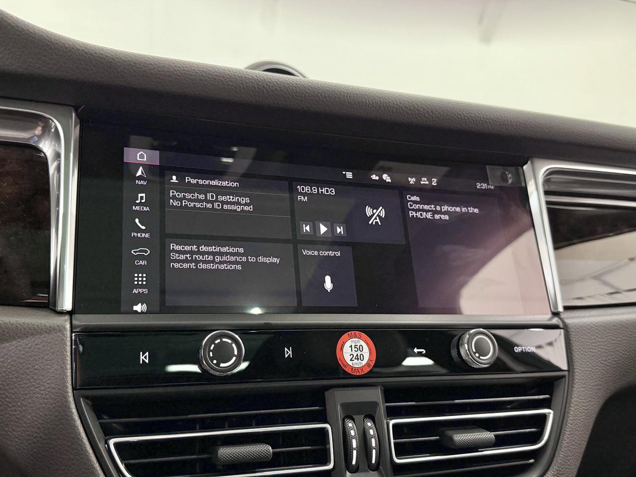 2026 Porsche Macan Newark DE