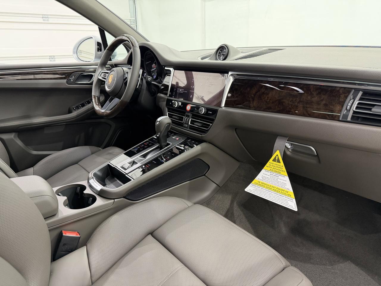 2026 Porsche Macan Newark DE