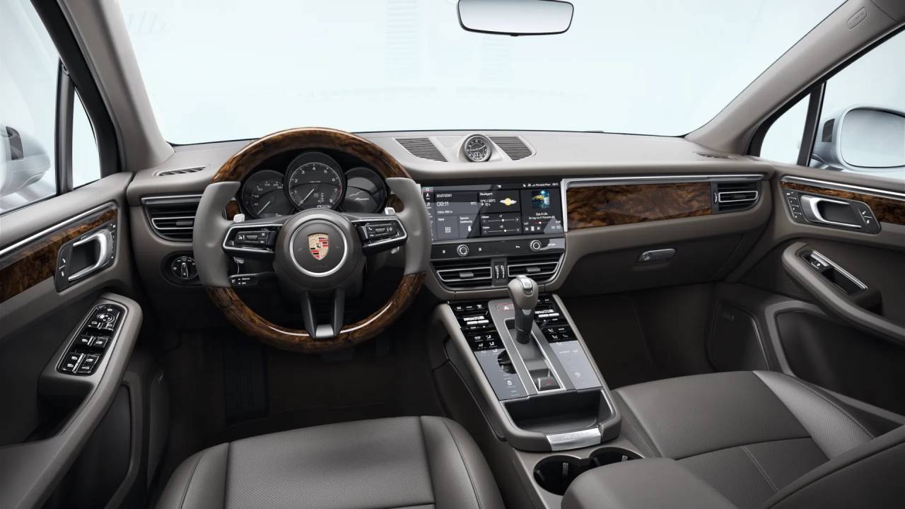 2026 Porsche Macan Newark DE