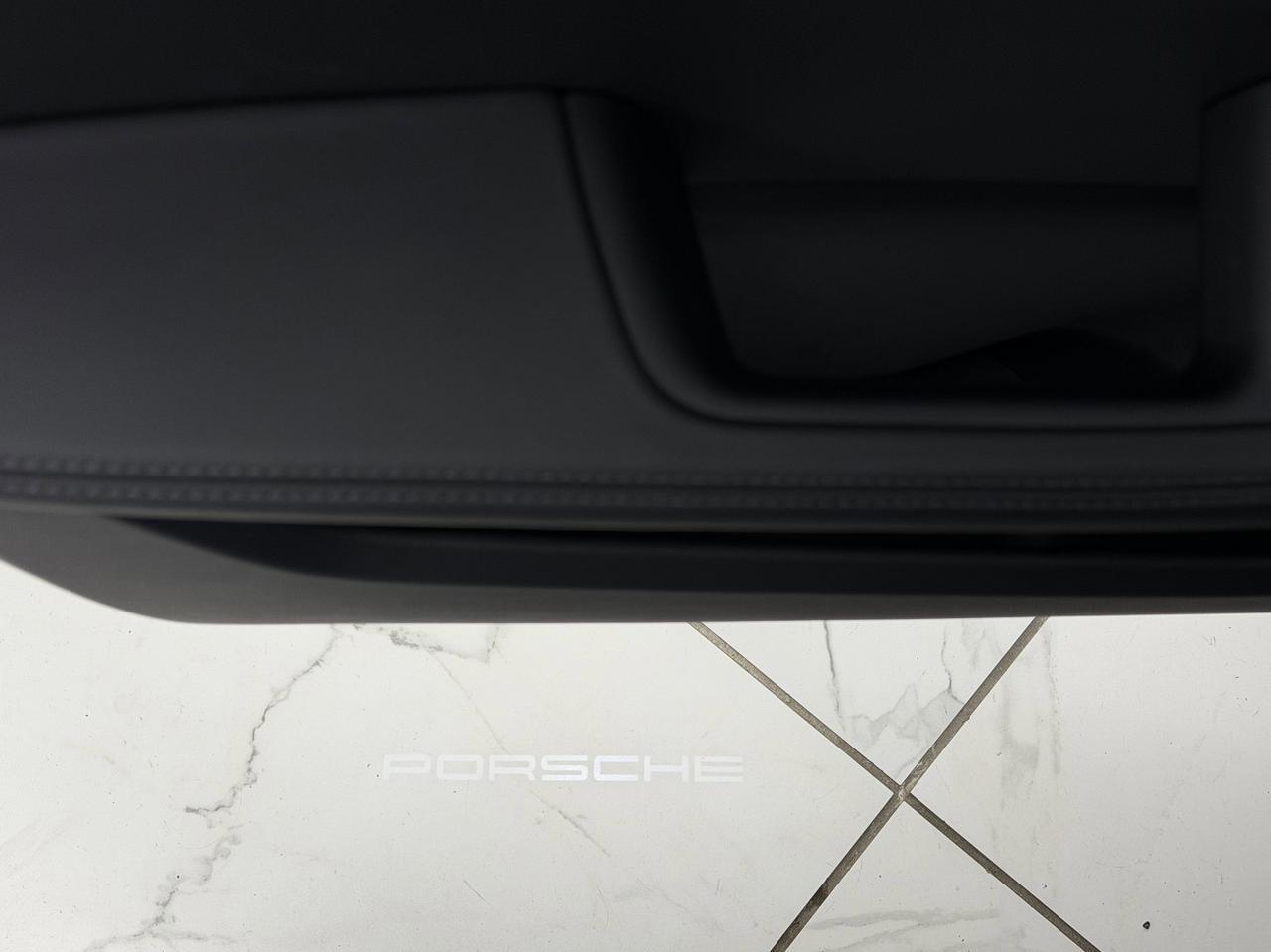 2026 Porsche Macan Newark DE