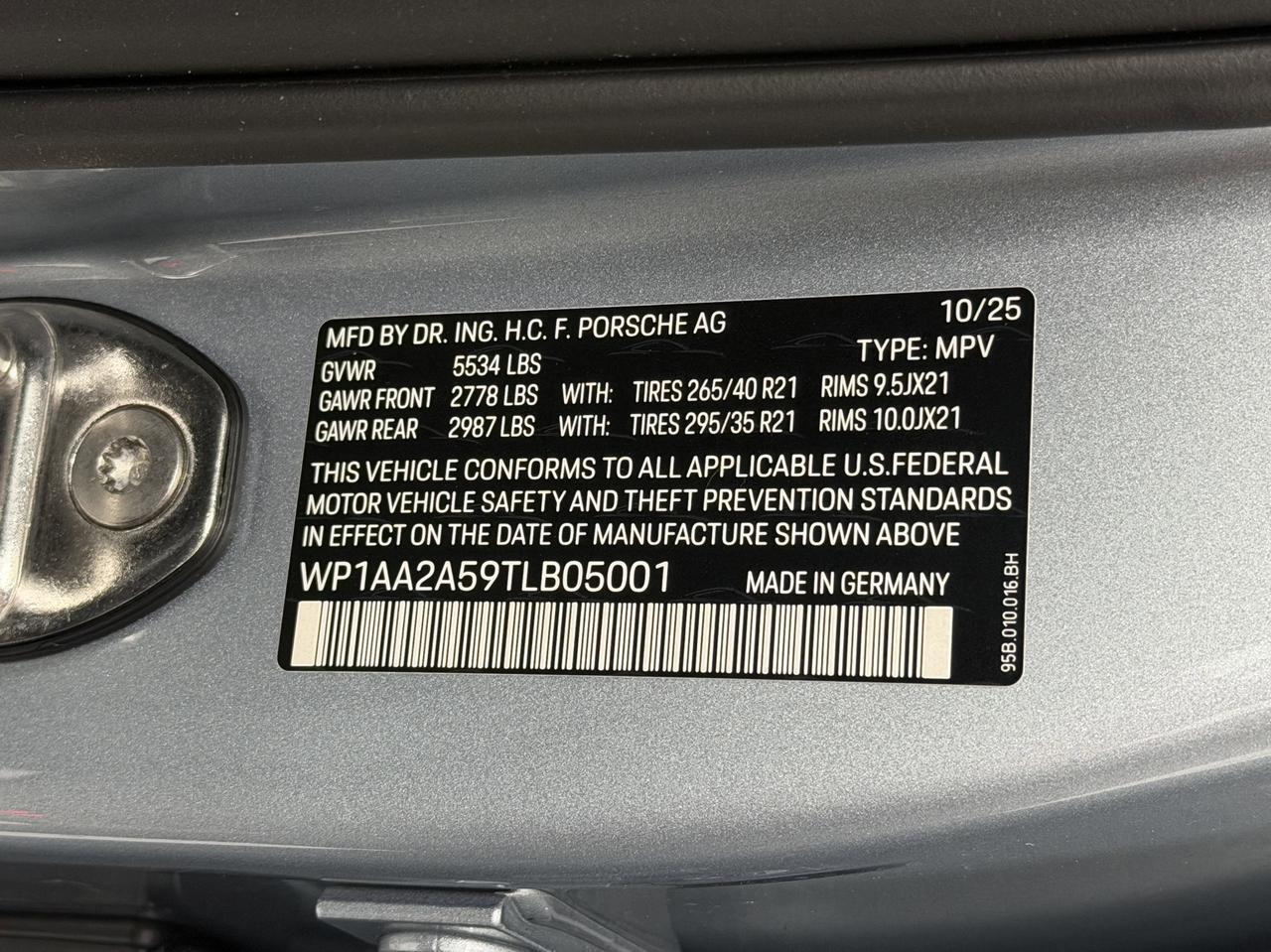 2026 Porsche Macan Newark DE