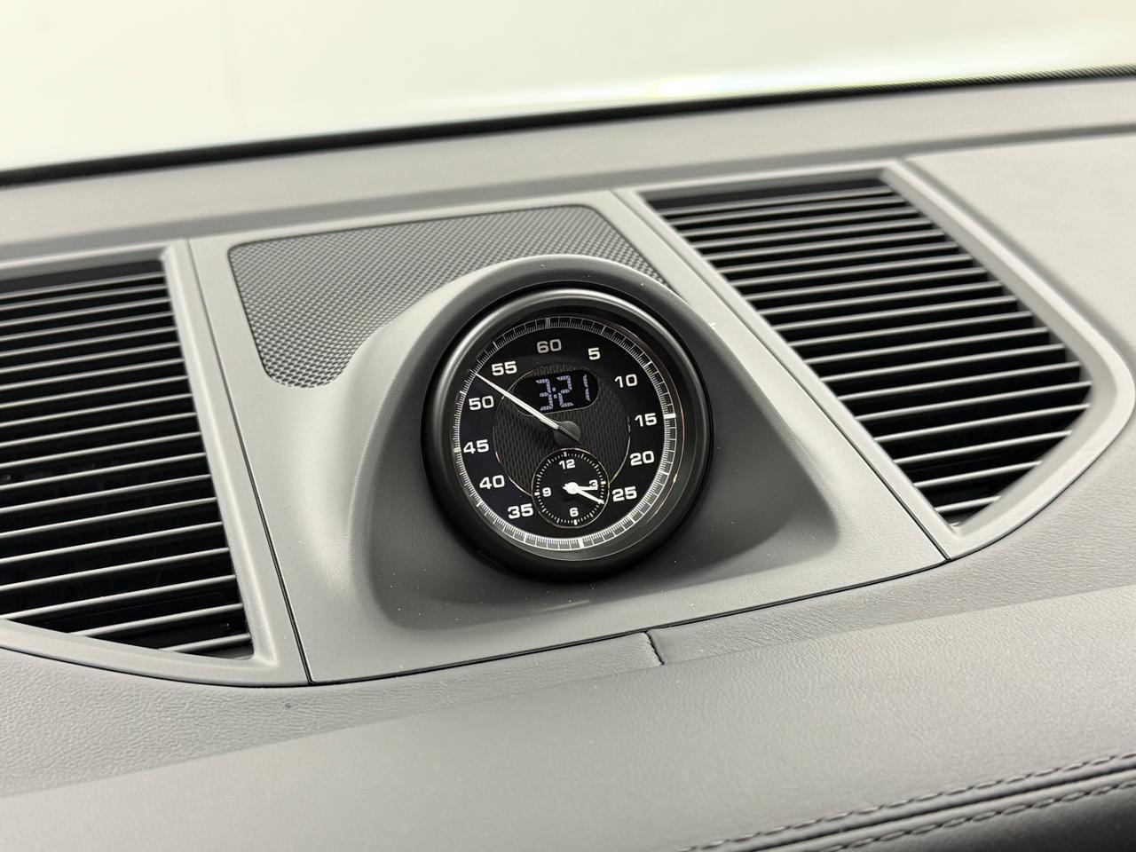 2026 Porsche Macan Newark DE