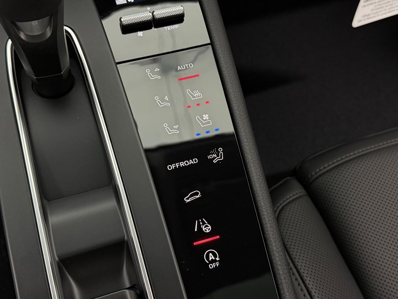 2026 Porsche Macan Newark DE