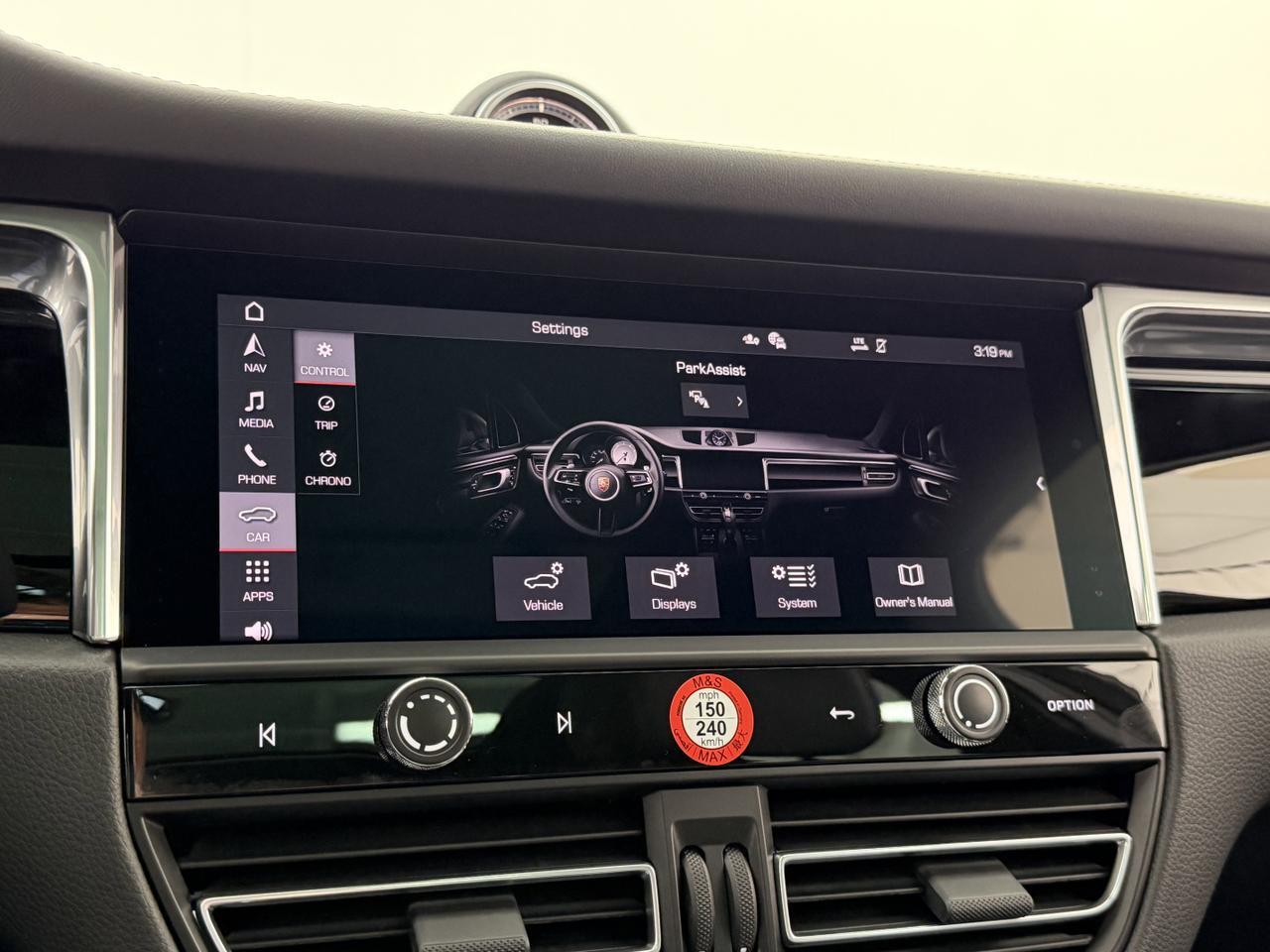 2026 Porsche Macan Newark DE