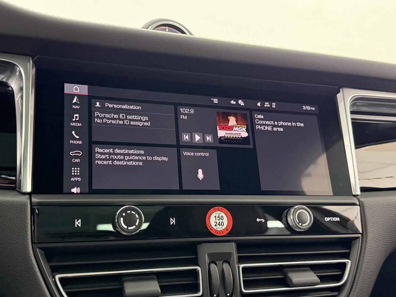 2026 Porsche Macan Newark DE