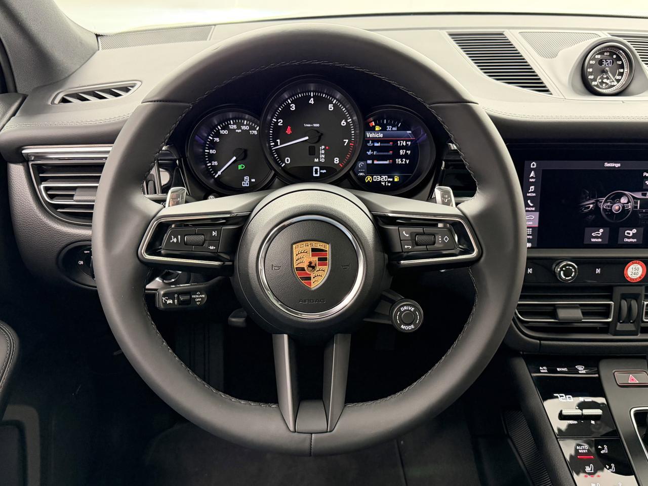 2026 Porsche Macan Newark DE
