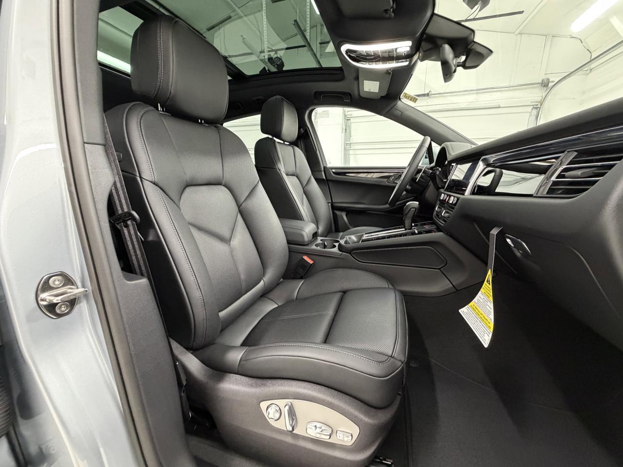 2026 Porsche Macan Newark DE