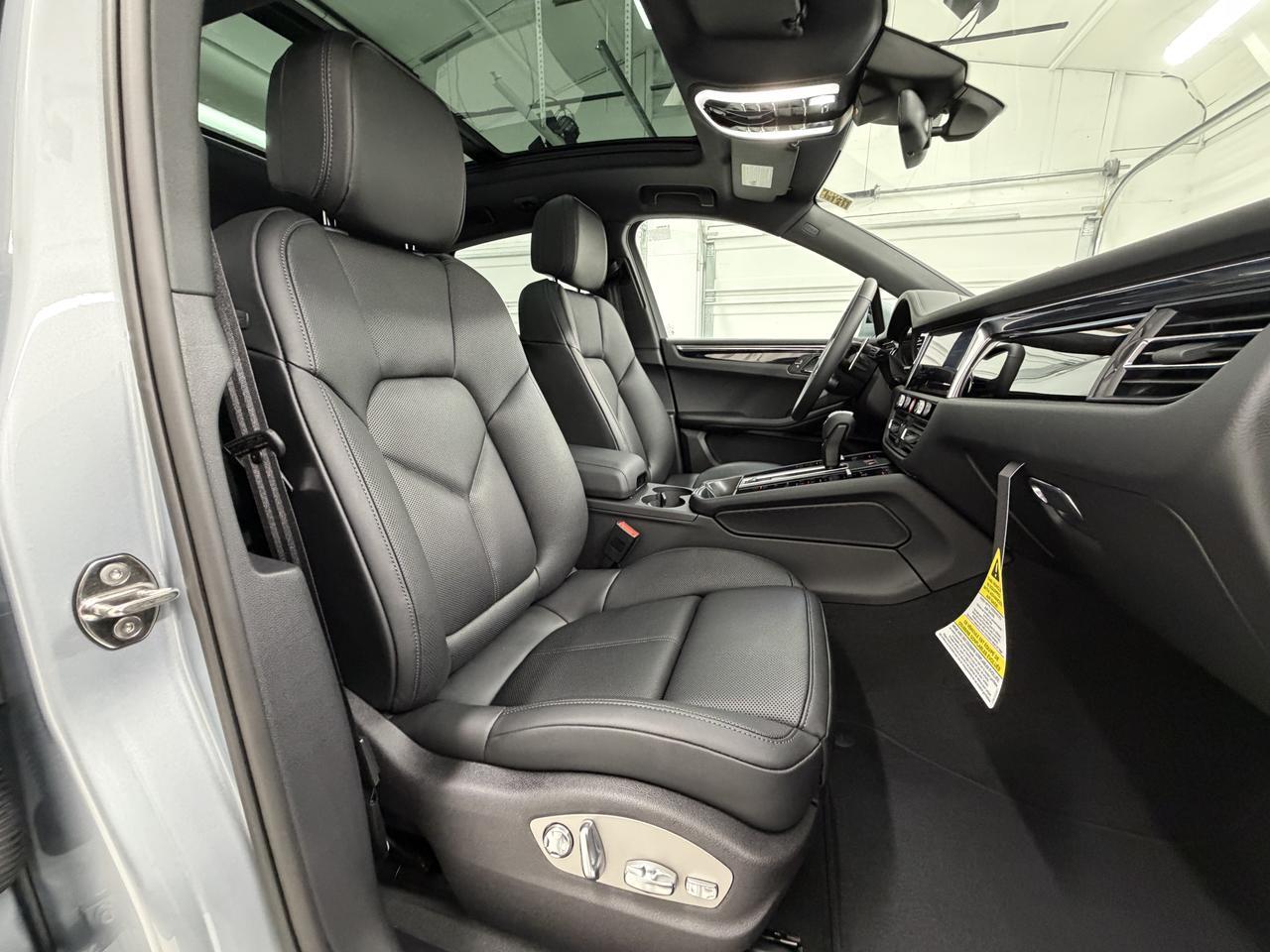 2026 Porsche Macan Newark DE