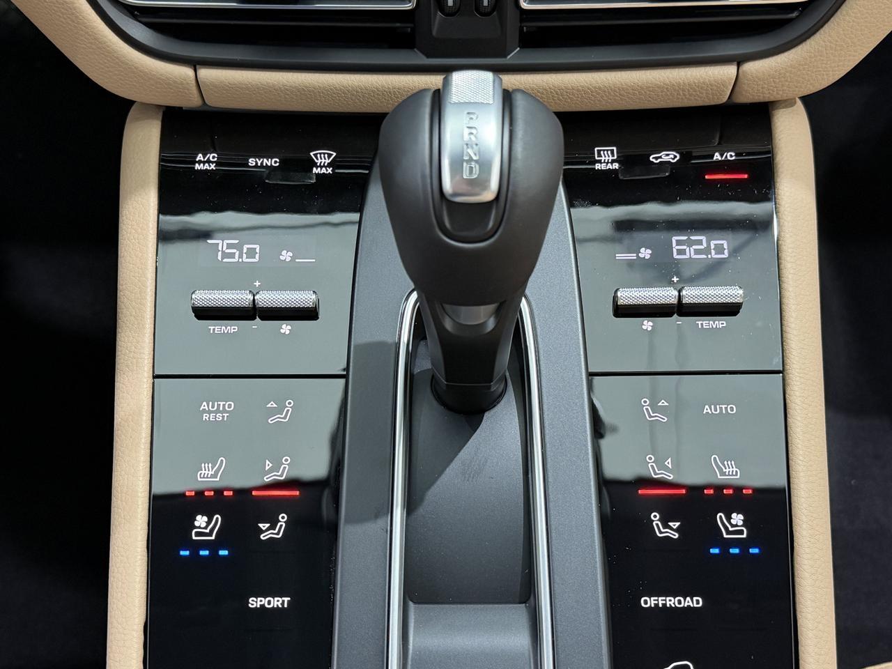 2026 Porsche Macan Newark DE